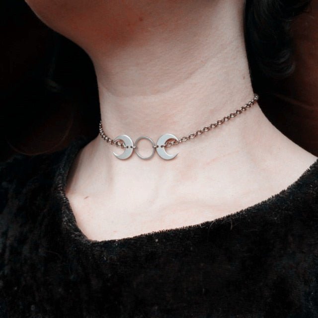 Moon choker on sale necklace silver